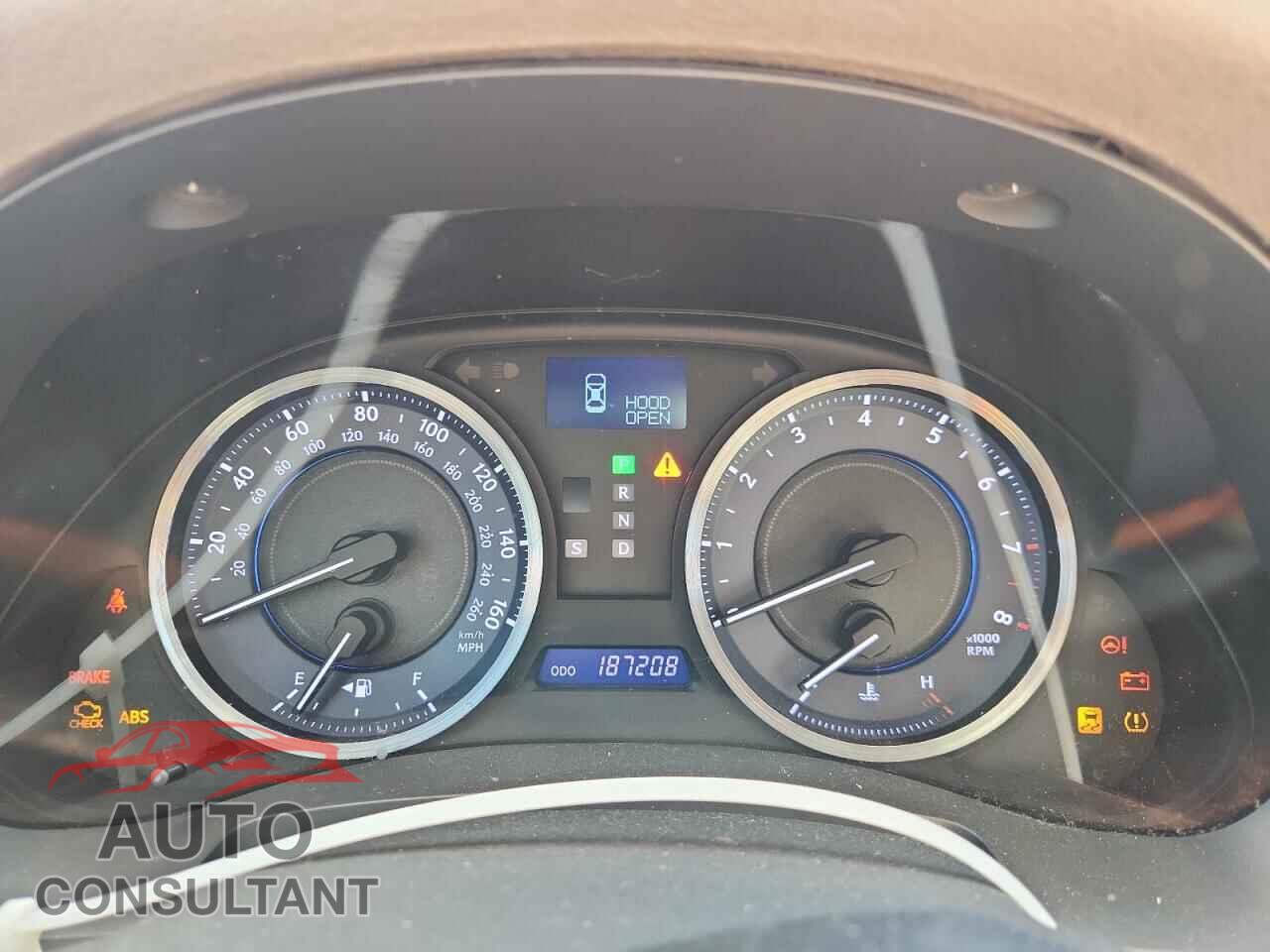 LEXUS IS 2012 - JTHCF5C23C5055912