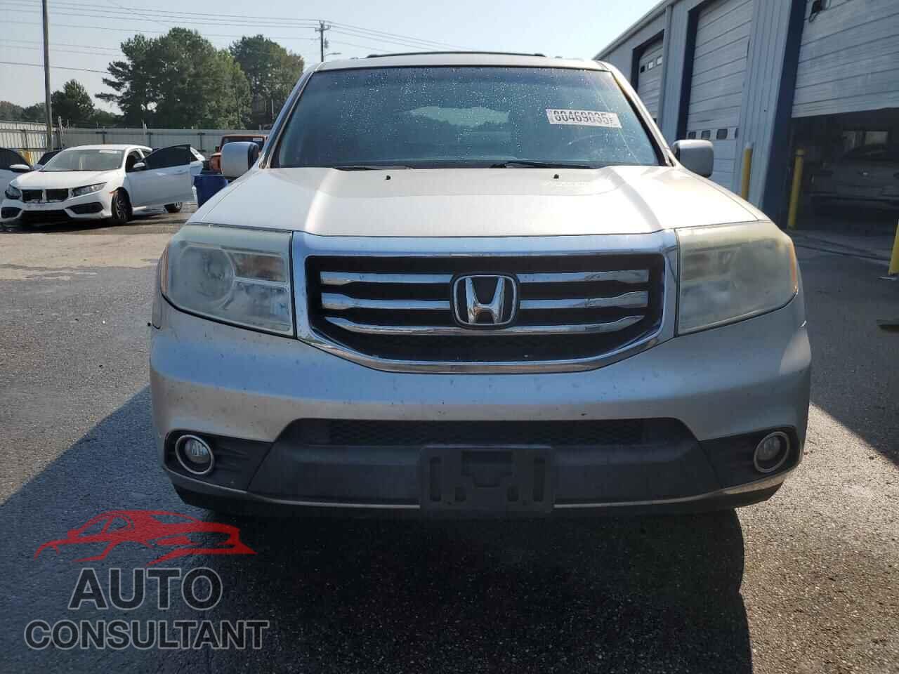 HONDA PILOT 2012 - 5FNYF3H62CB018176