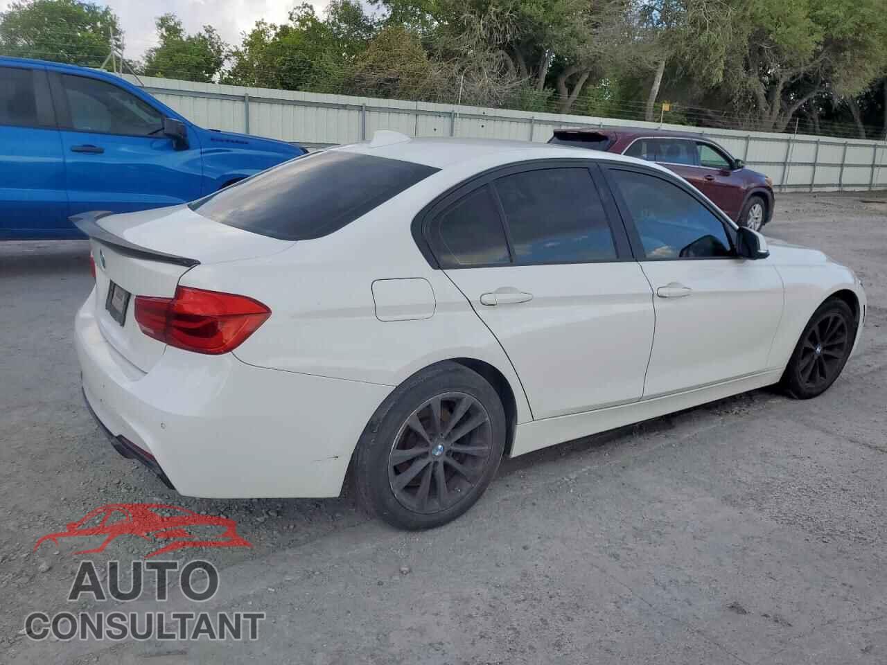 BMW 3 SERIES 2016 - WBA8E5G56GNU20245