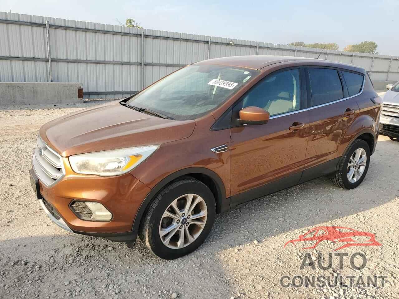 FORD ESCAPE 2017 - 1FMCU0GD9HUA40684