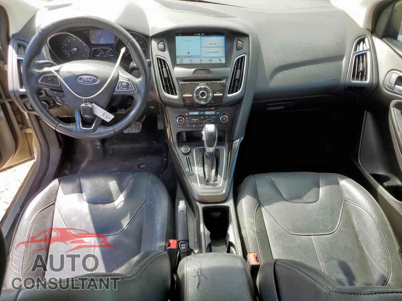 FORD FOCUS 2016 - 1FADP3J20GL314907