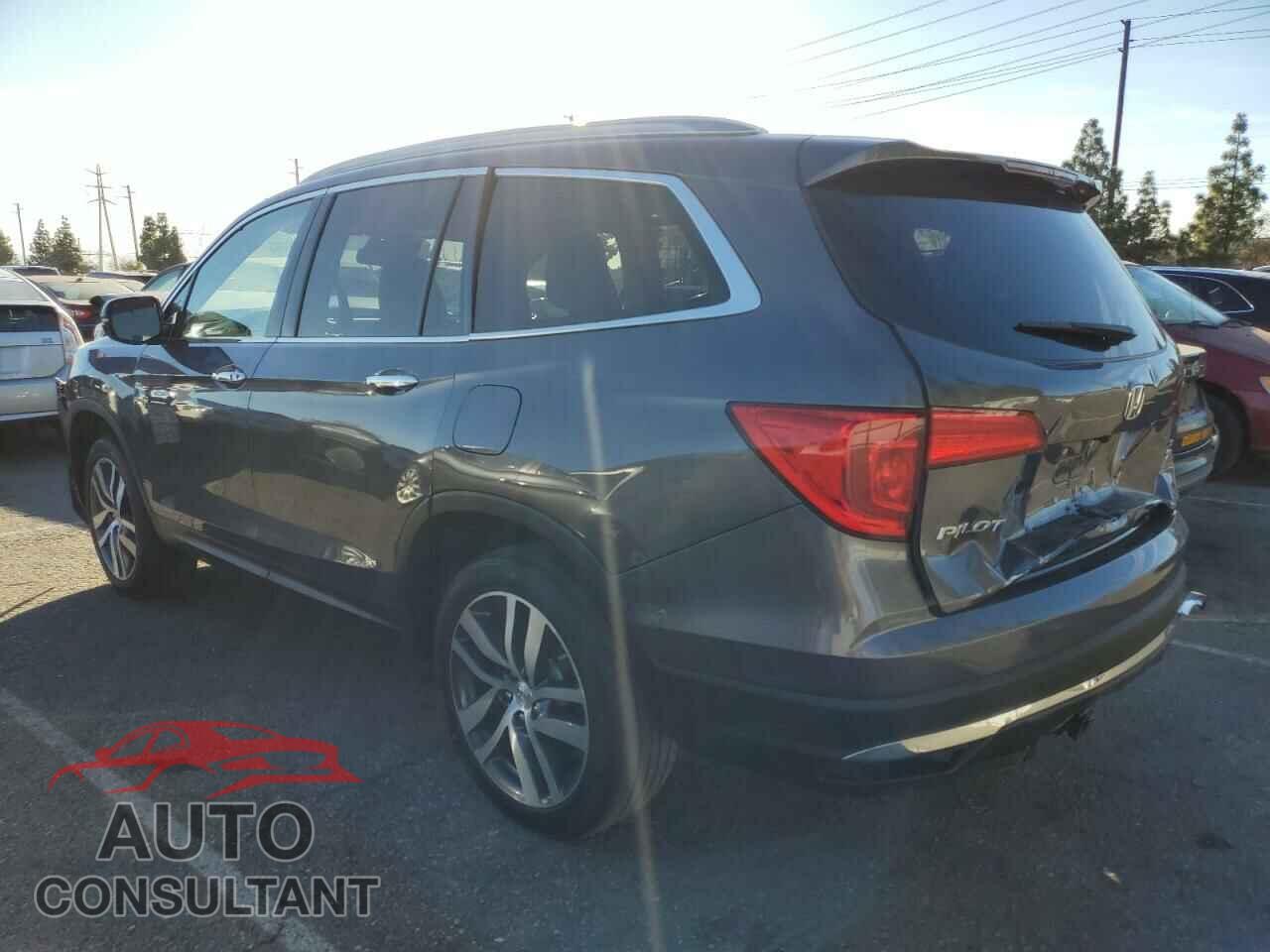 HONDA PILOT 2017 - 5FNYF6H07HB073369