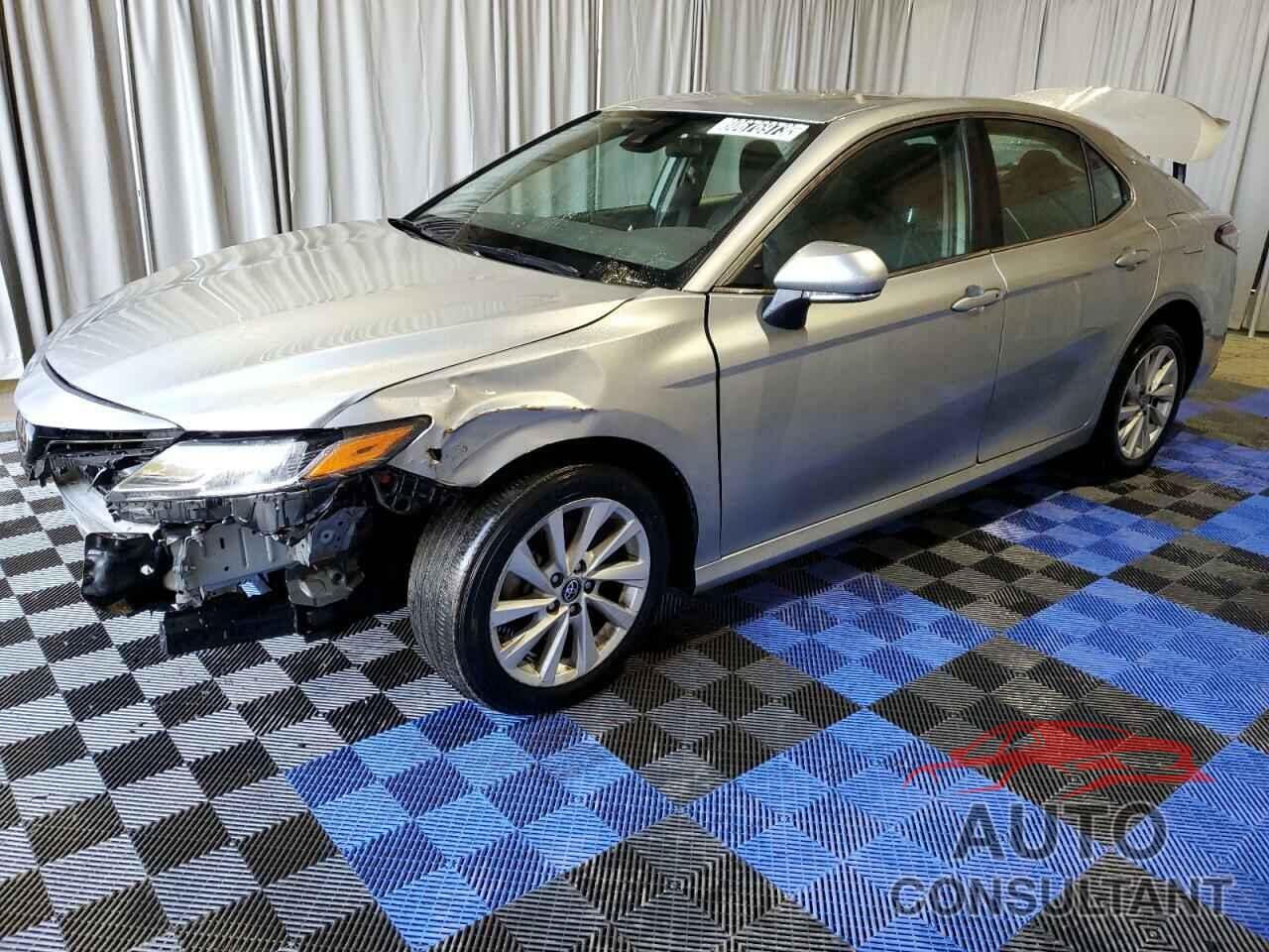 TOYOTA CAMRY 2022 - 4T1C11BKXNU060359