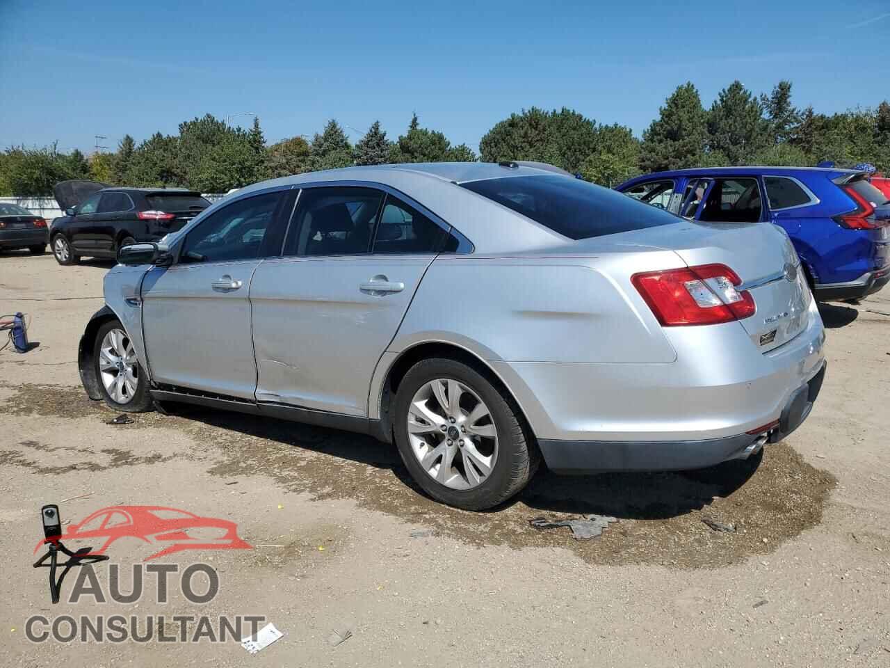 FORD TAURUS 2012 - 1FAHP2EW2CG105910