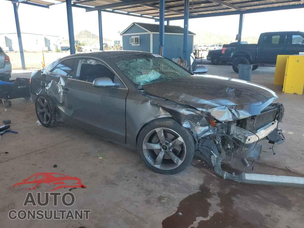 AUDI A5 2013 - WAUCFAFR4DA017033