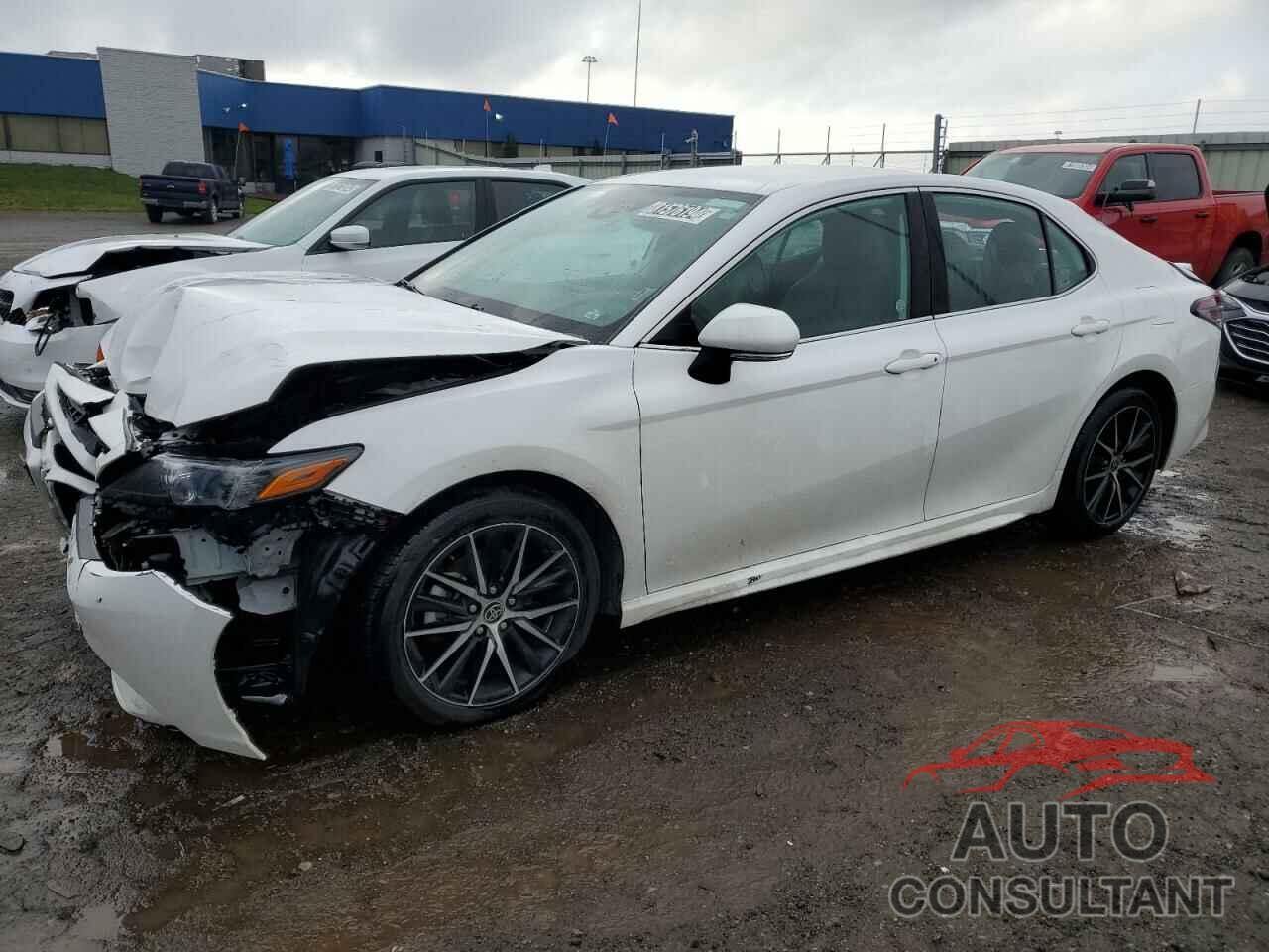 TOYOTA CAMRY 2022 - 4T1G11AK8NU669310