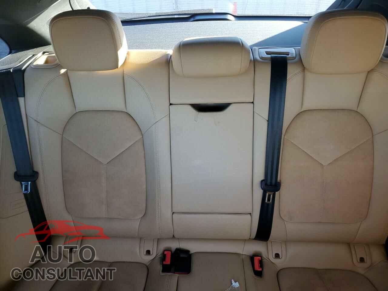 PORSCHE MACAN 2018 - WP1AA2A5XJLB10981