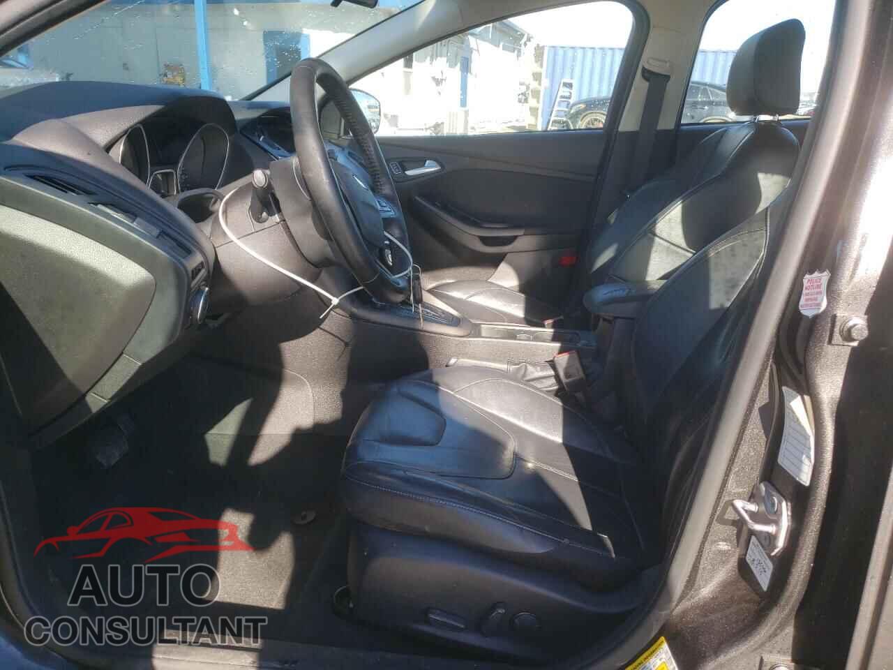 FORD FOCUS 2015 - 1FADP3K25FL250540