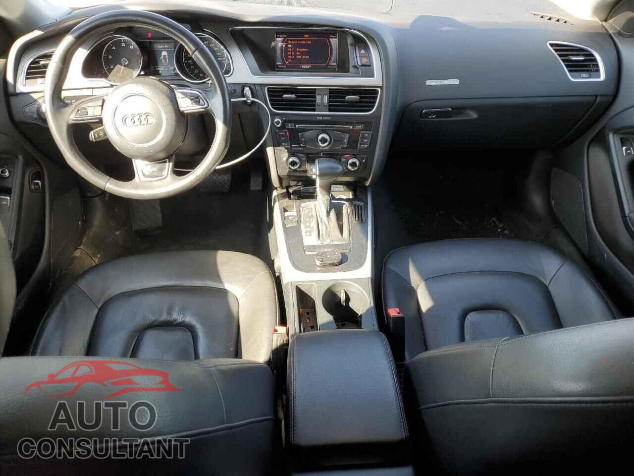 AUDI A5 2013 - WAUCFAFR8DA072049