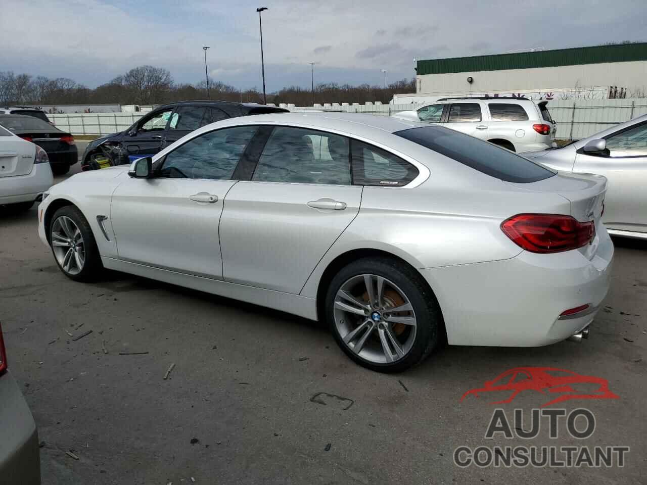 BMW 4 SERIES 2019 - WBA4J3C50KBL04957