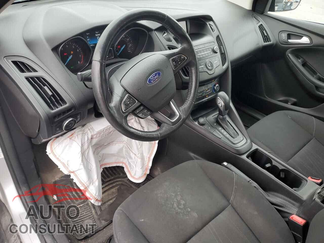 FORD FOCUS 2018 - 1FADP3K24JL254457