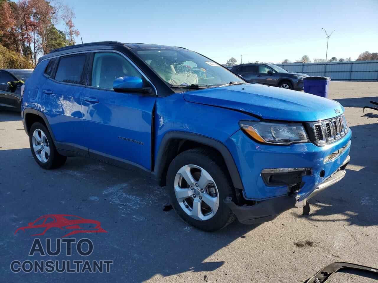JEEP COMPASS 2018 - 3C4NJDBB4JT168012