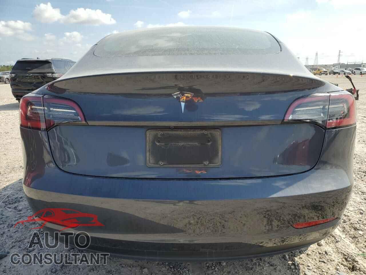 TESLA MODEL 3 2023 - 5YJ3E1EA1PF615075