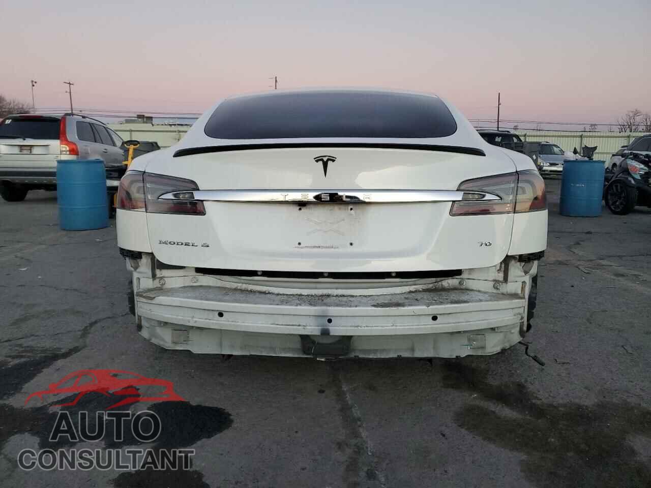 TESLA MODEL S 2016 - 5YJSA1E16GF134620