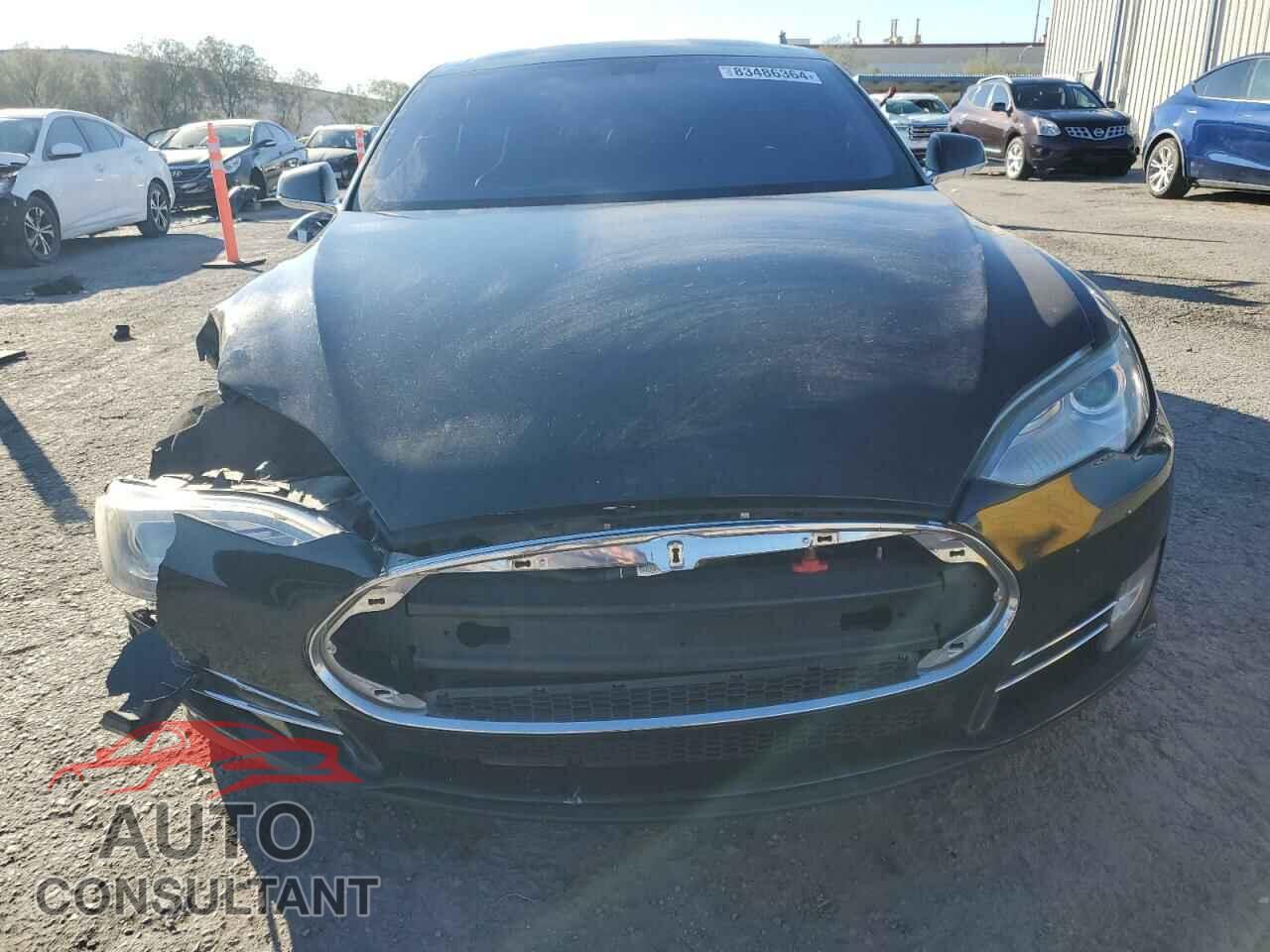 TESLA MODEL S 2013 - 5YJSA1CN4DFP04485