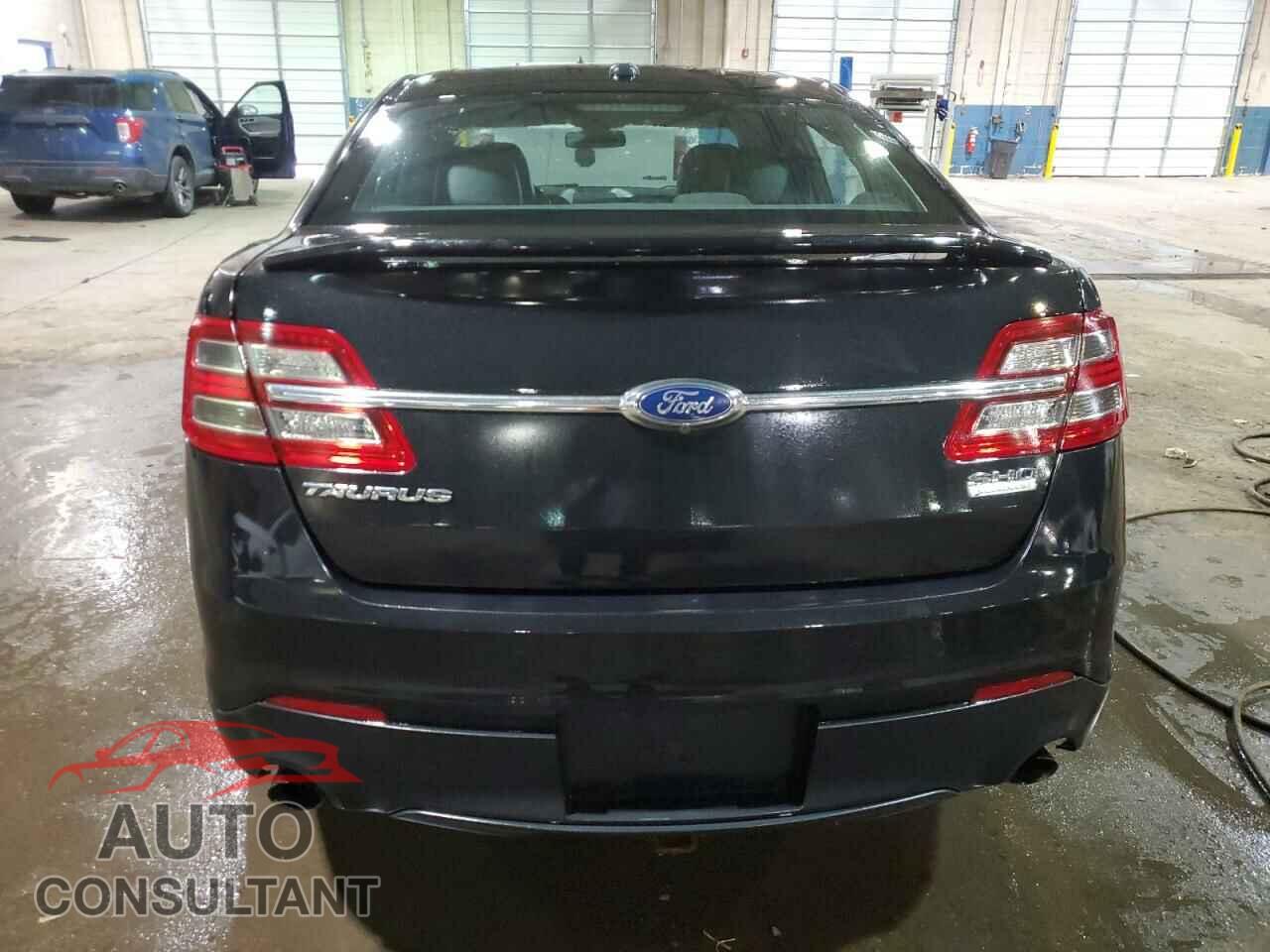 FORD TAURUS 2015 - 1FAHP2KT7FG177314