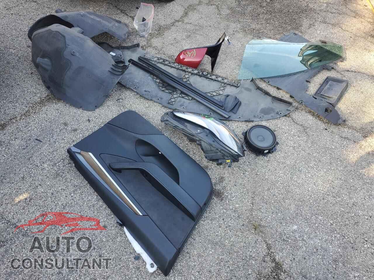 TESLA MODEL 3 2022 - 5YJ3E1EA5NF286068