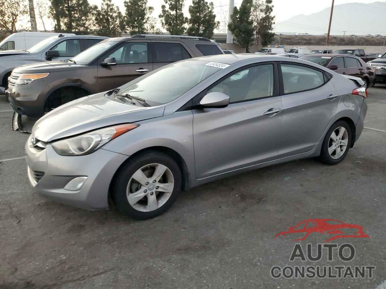 HYUNDAI ELANTRA 2013 - KMHDH4AE5DU810326