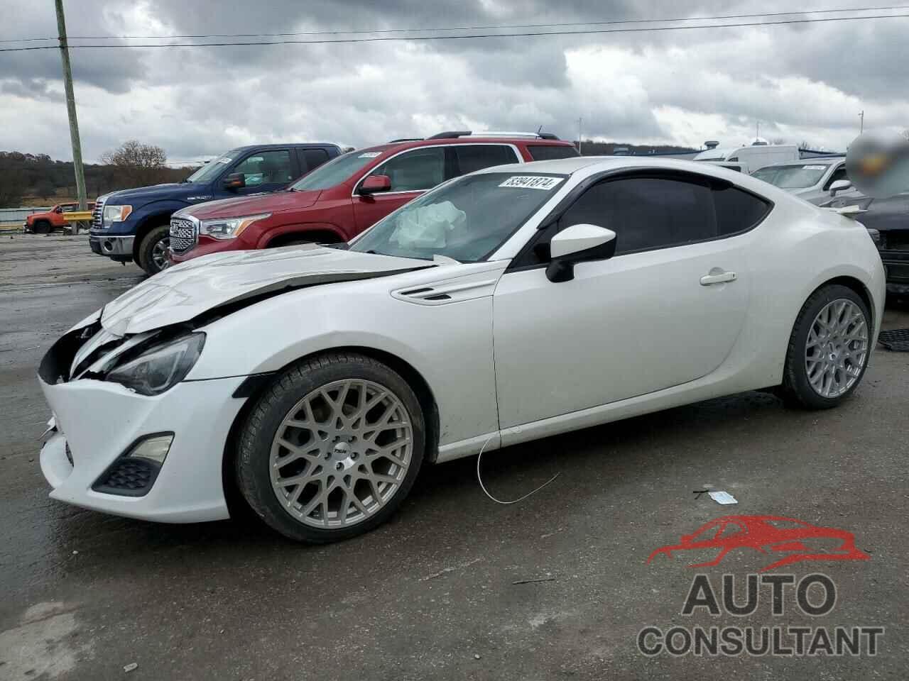 TOYOTA SCION 2013 - JF1ZNAA12D1700419