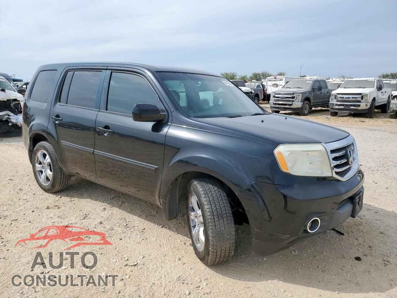HONDA PILOT 2015 - 5FNYF3H59FB001452
