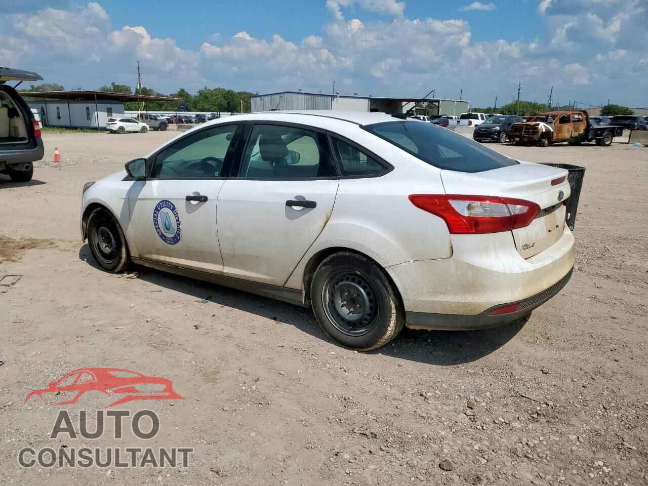 FORD FOCUS 2014 - 1FADP3E2XEL207970
