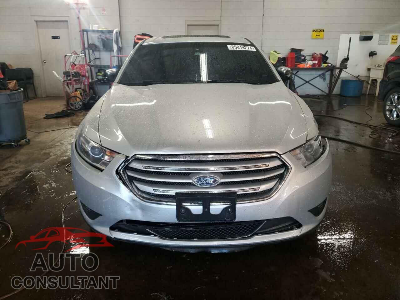FORD TAURUS 2017 - 1FAHP2J89HG124159