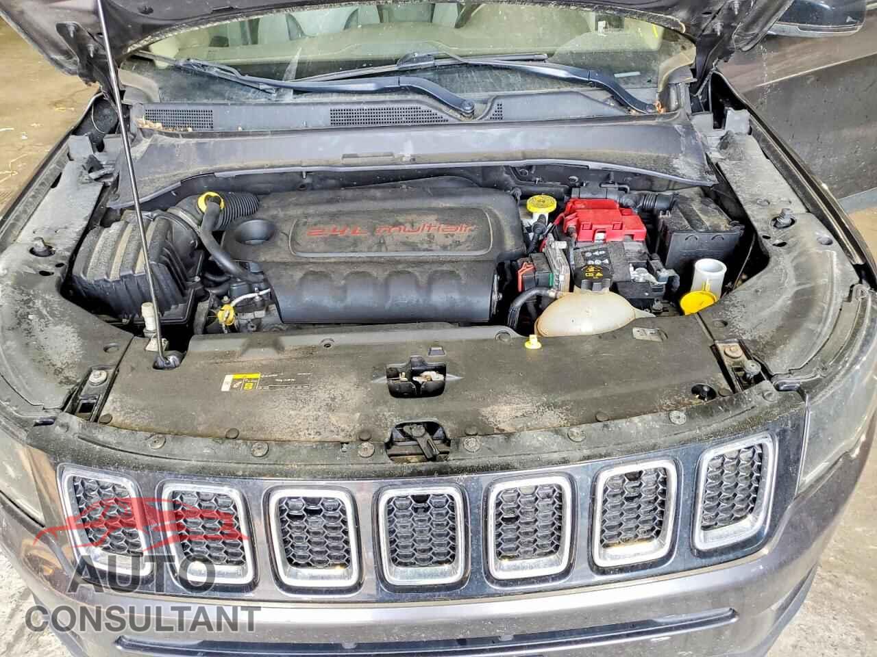 JEEP COMPASS 2019 - 3C4NJDCB9KT668604