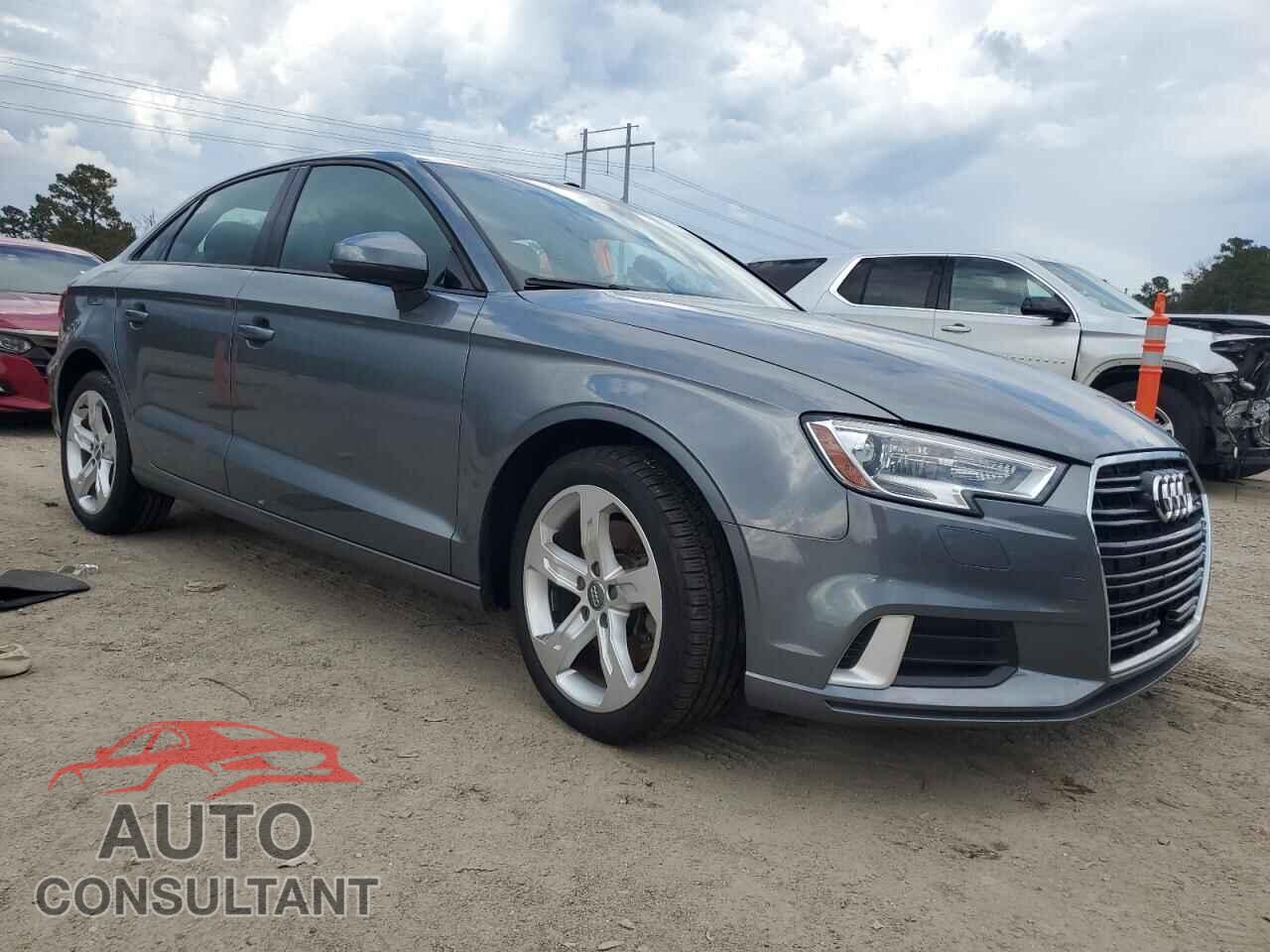 AUDI A3 2017 - WAUAUGFF7H1040883
