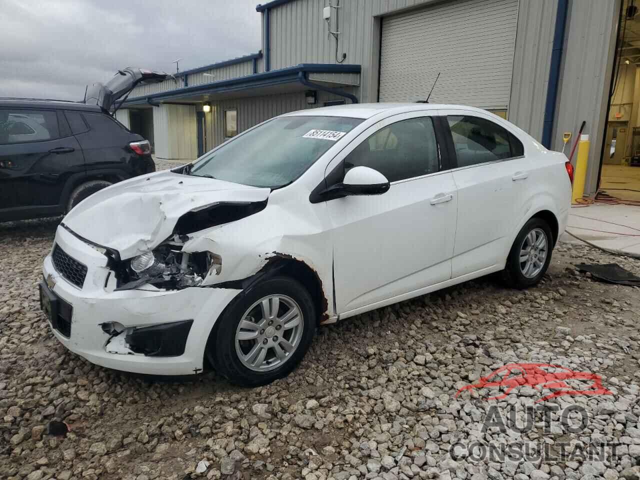 CHEVROLET SONIC 2016 - 1G1JC5SHXG4150608