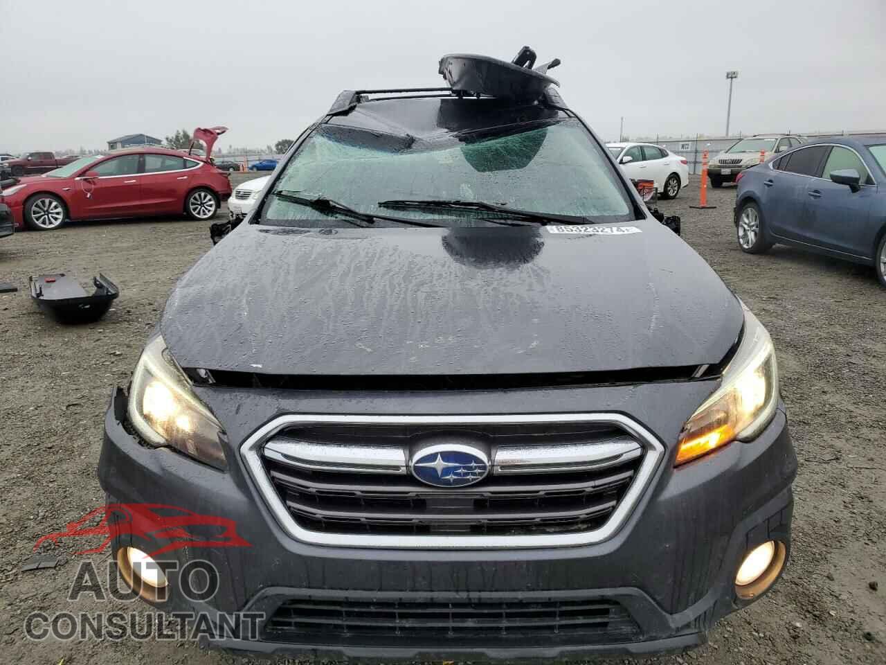 SUBARU OUTBACK 2018 - 4S4BSAFC3J3244389