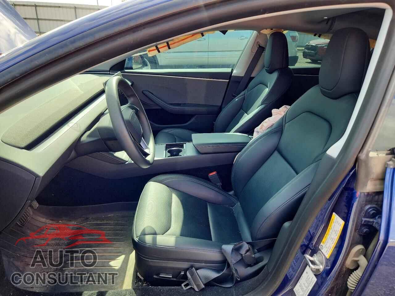 TESLA MODEL 3 2025 - 5YJ3E1EA2SF953514