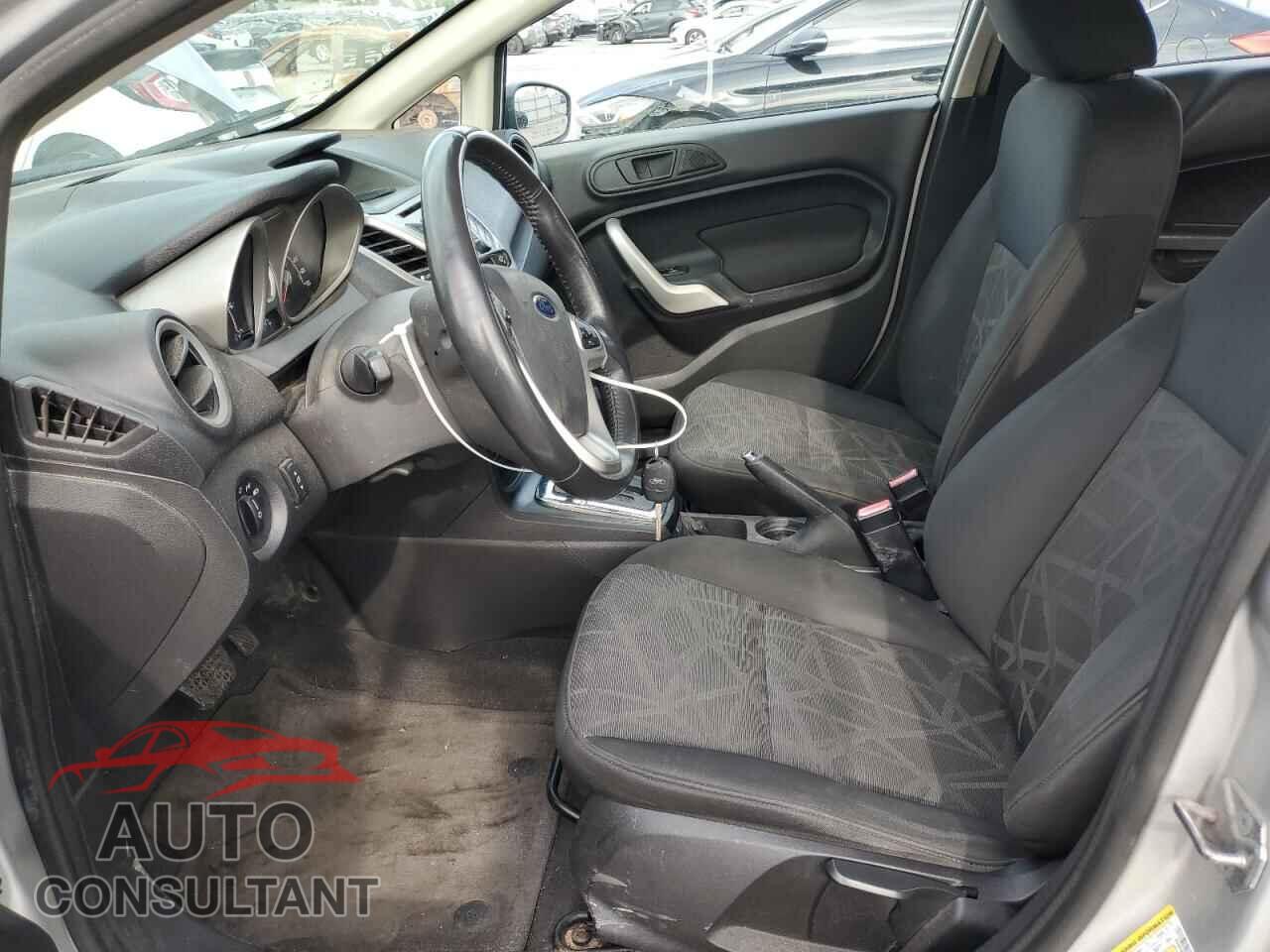 FORD FIESTA 2011 - 3FADP4FJ8BM107002