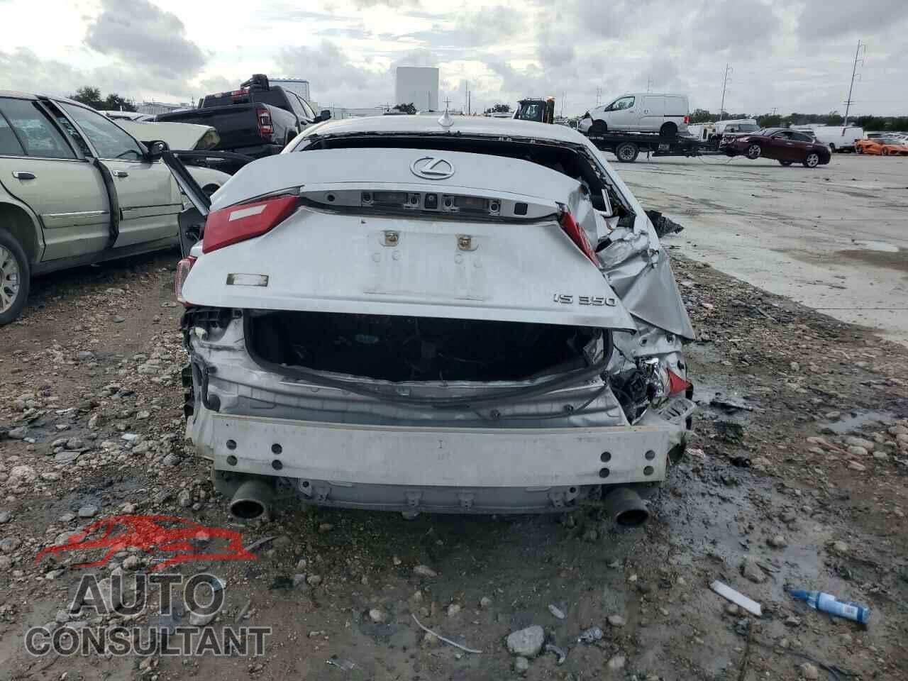 LEXUS IS 2014 - JTHBE1D27E5009864