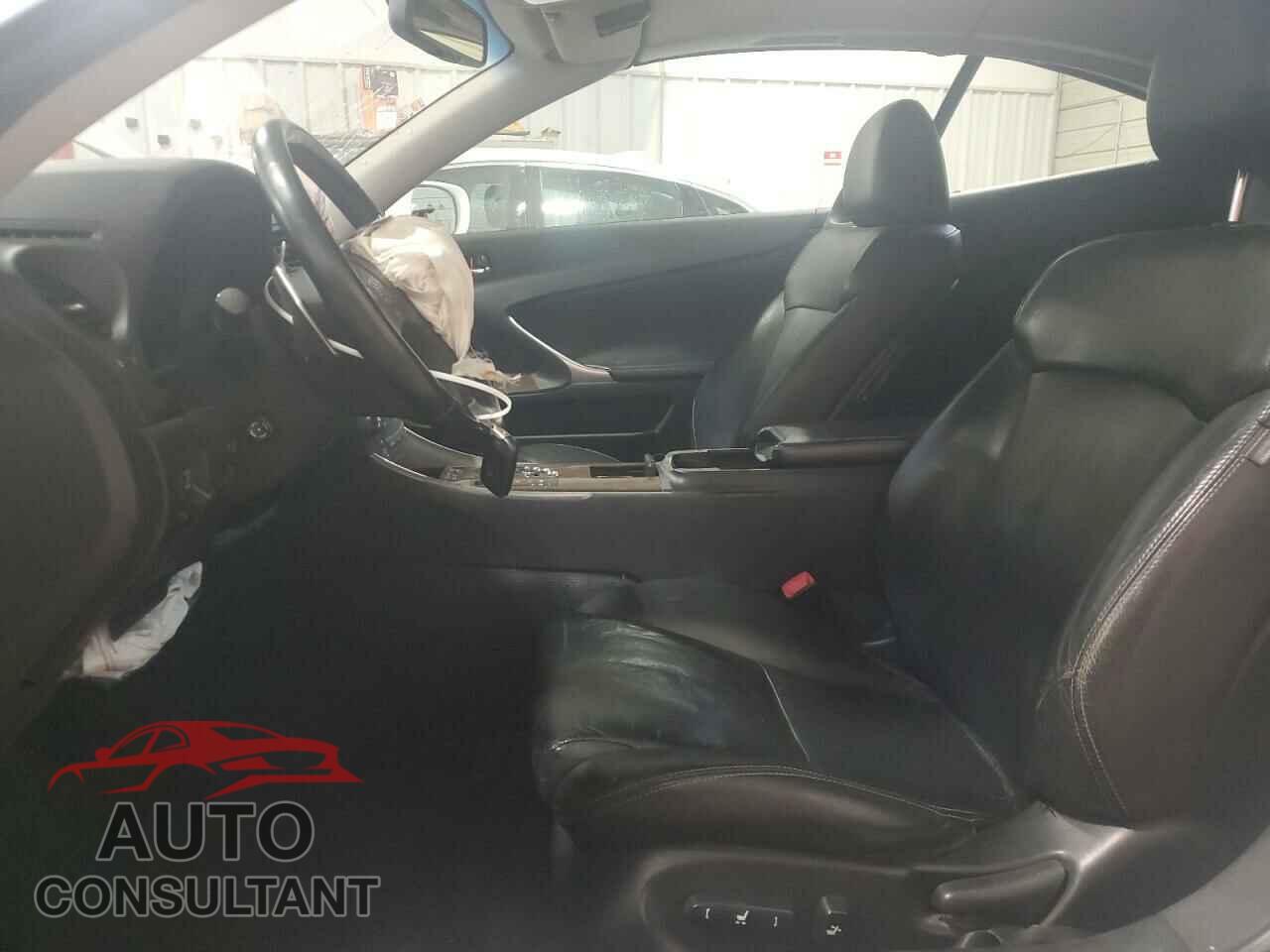LEXUS IS 2010 - JTHFF2C21A2501792