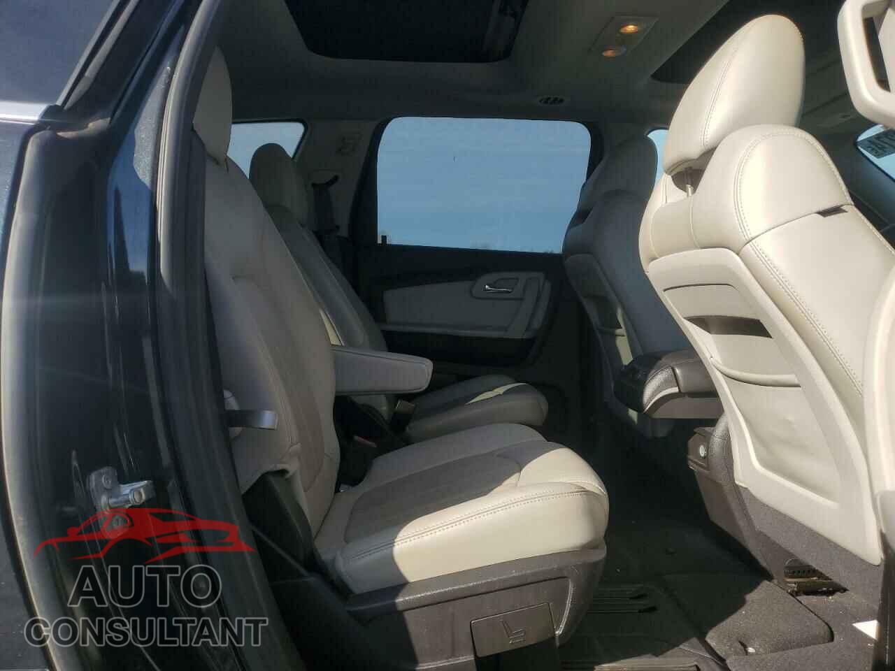 CHEVROLET TRAVERSE 2012 - 1GNKRLED5CJ124816
