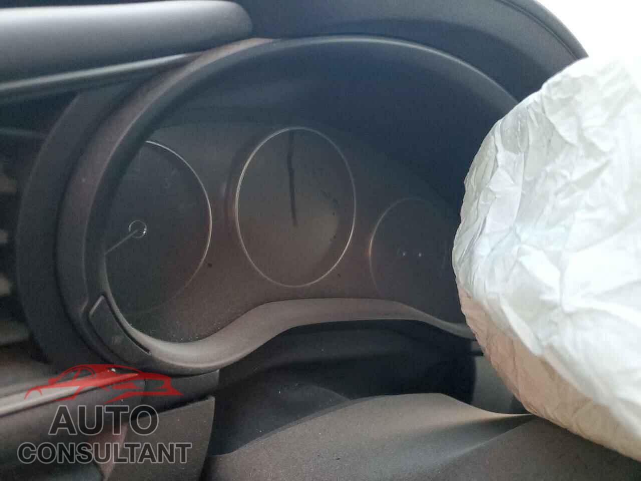 MAZDA 3 2019 - JM1BPANM0K1133604