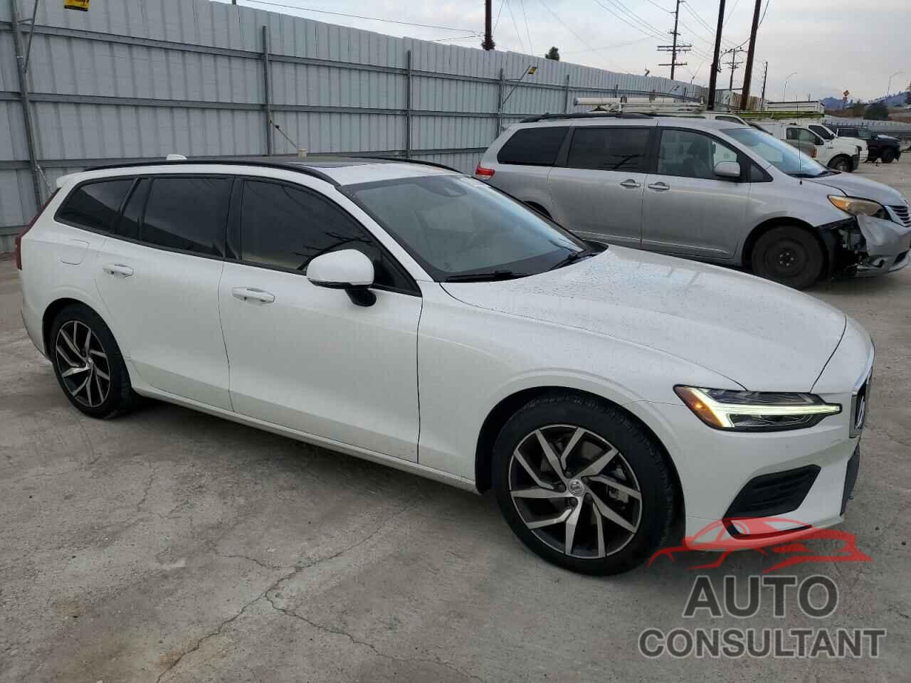 VOLVO V60 2020 - YV1102EK7L2389572
