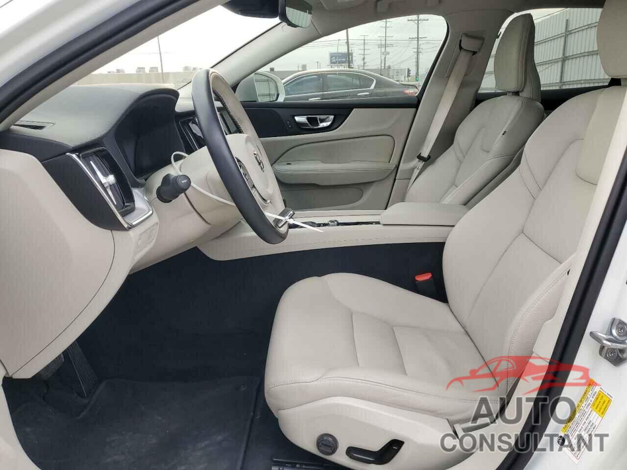 VOLVO V60 2020 - YV1102EK7L2389572
