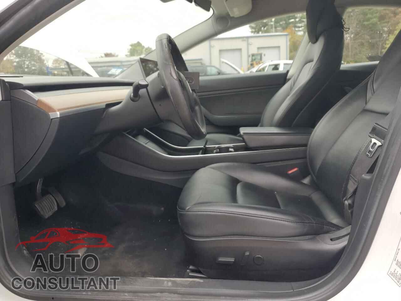 TESLA MODEL 3 2019 - 5YJ3E1EB9KF437000