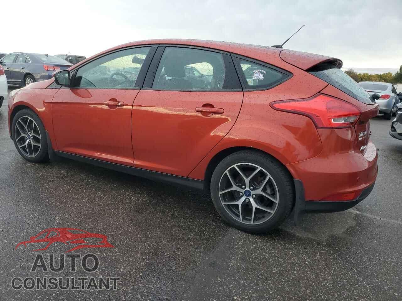 FORD FOCUS 2018 - 1FADP3M28JL285630
