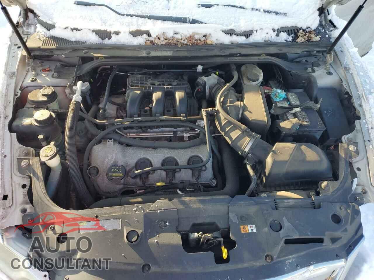 FORD TAURUS 2011 - 1FAHP2EW3BG174975
