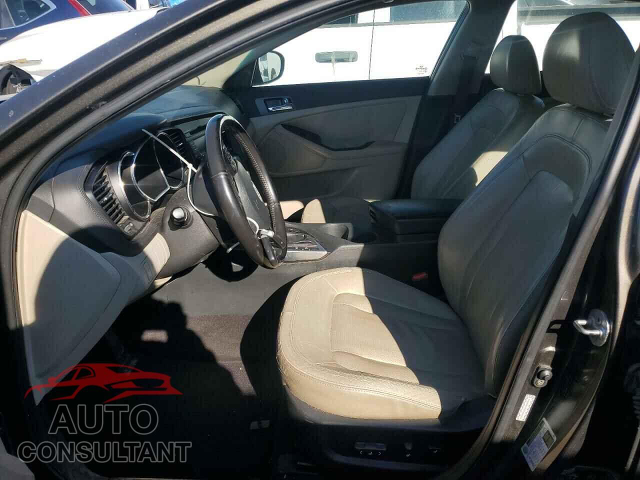 KIA OPTIMA 2011 - KNAGN4A74B5082921