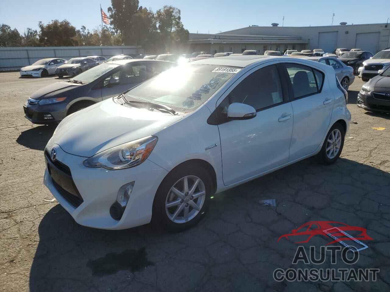 TOYOTA PRIUS 2015 - JTDKDTB32F1096139