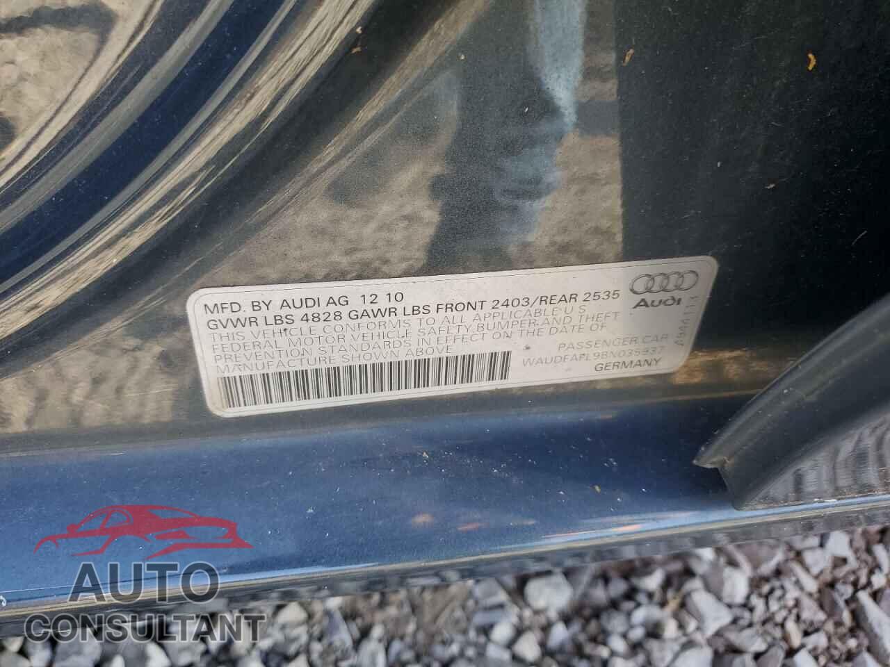 AUDI A4 2011 - WAUDFAFL9BN035937