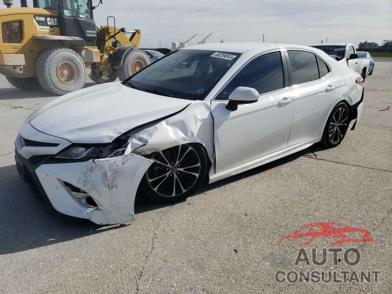 TOYOTA CAMRY 2018 - 4T1B11HKXJU140869