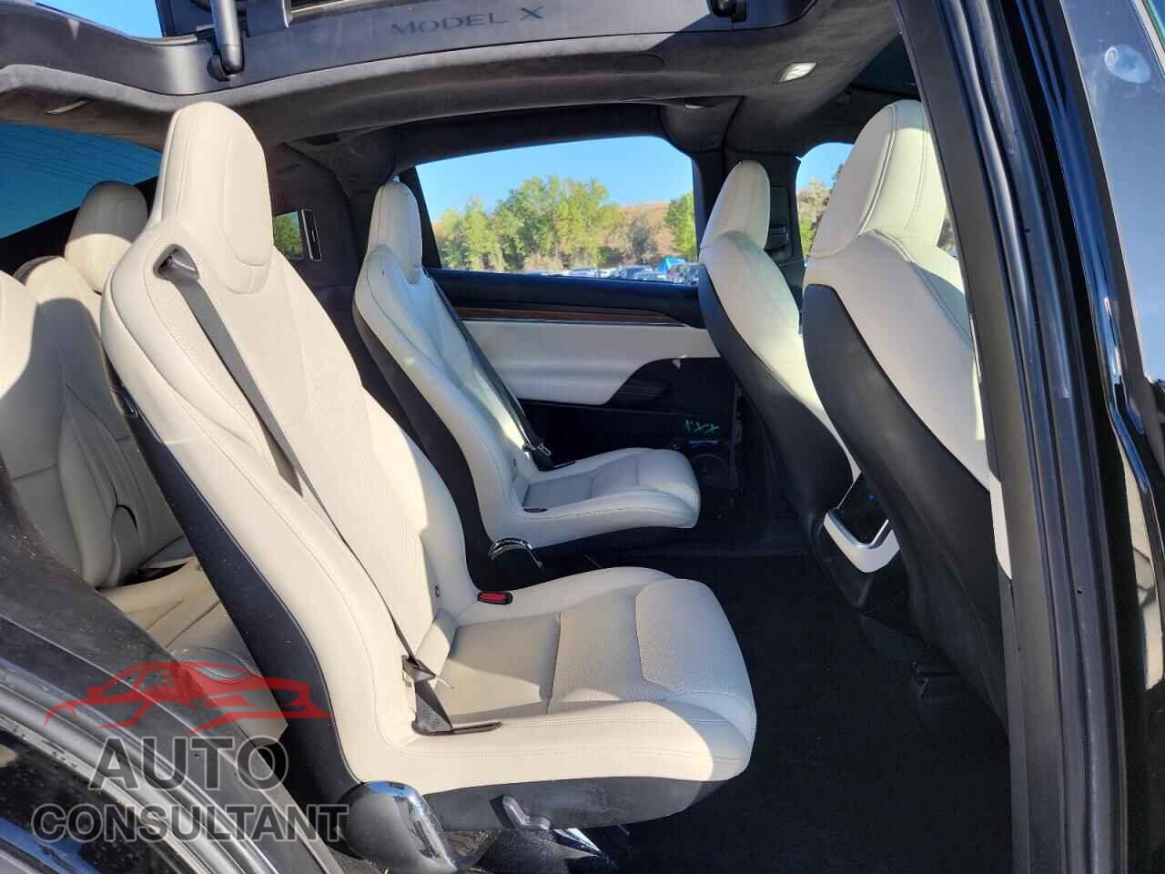 TESLA MODEL X 2023 - 7SAXCBE5XPF409238