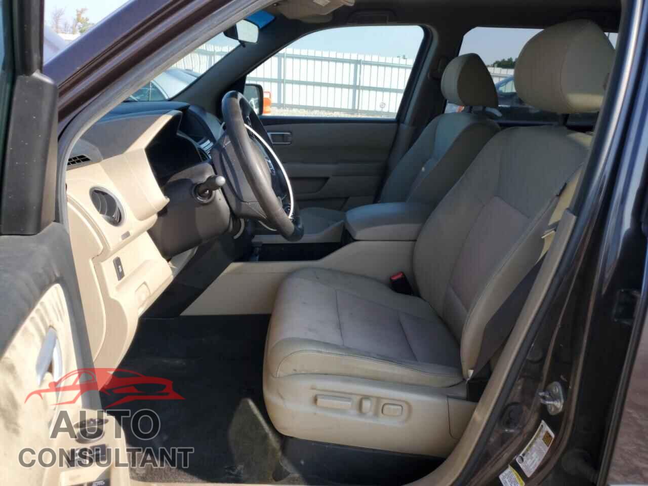 HONDA PILOT 2012 - 5FNYF4H44CB016515
