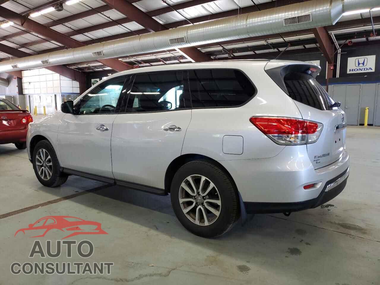 NISSAN PATHFINDER 2013 - 5N1AR2MM5DC666001