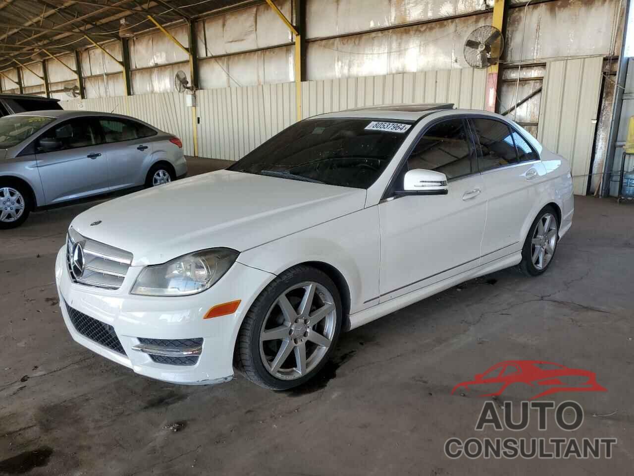 MERCEDES-BENZ C-CLASS 2013 - WDDGF4HB8DA827809