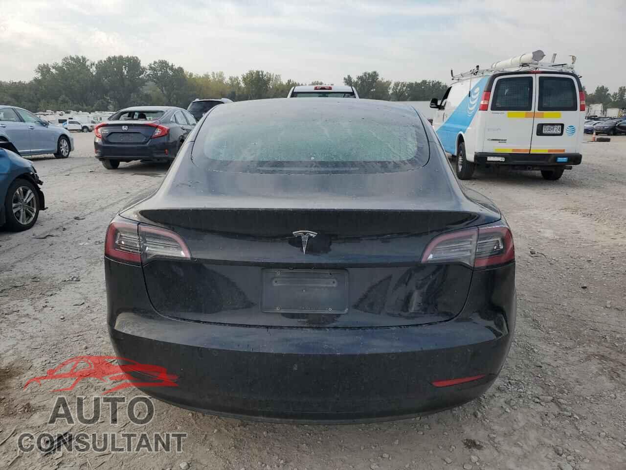 TESLA MODEL 3 2019 - 5YJ3E1EA1KF413037
